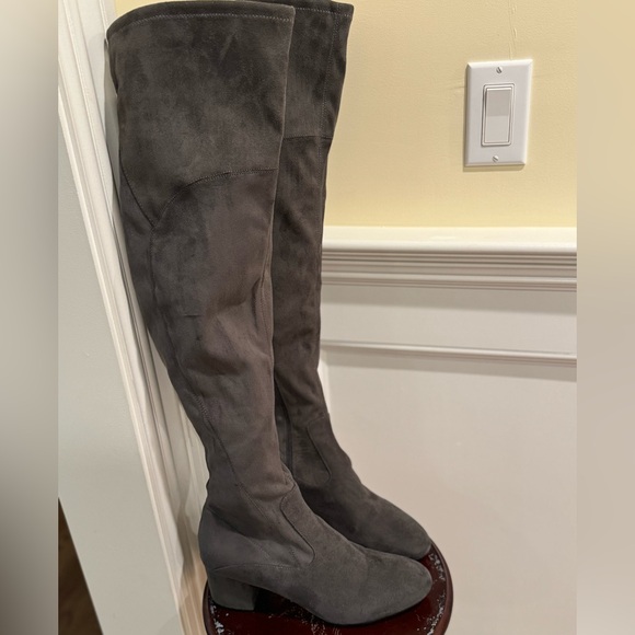 Ivanka Trump Grey Suede Over The Knee Boot Size 9.5M - Picture 7 of 11